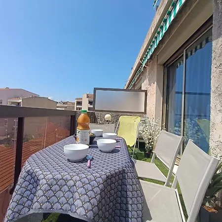 Le Semiramis By Interhome Saint-Raphaël