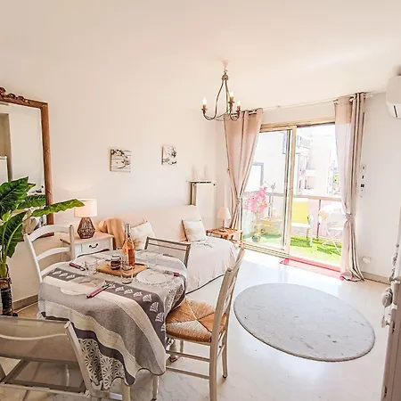 Le Semiramis By Interhome *